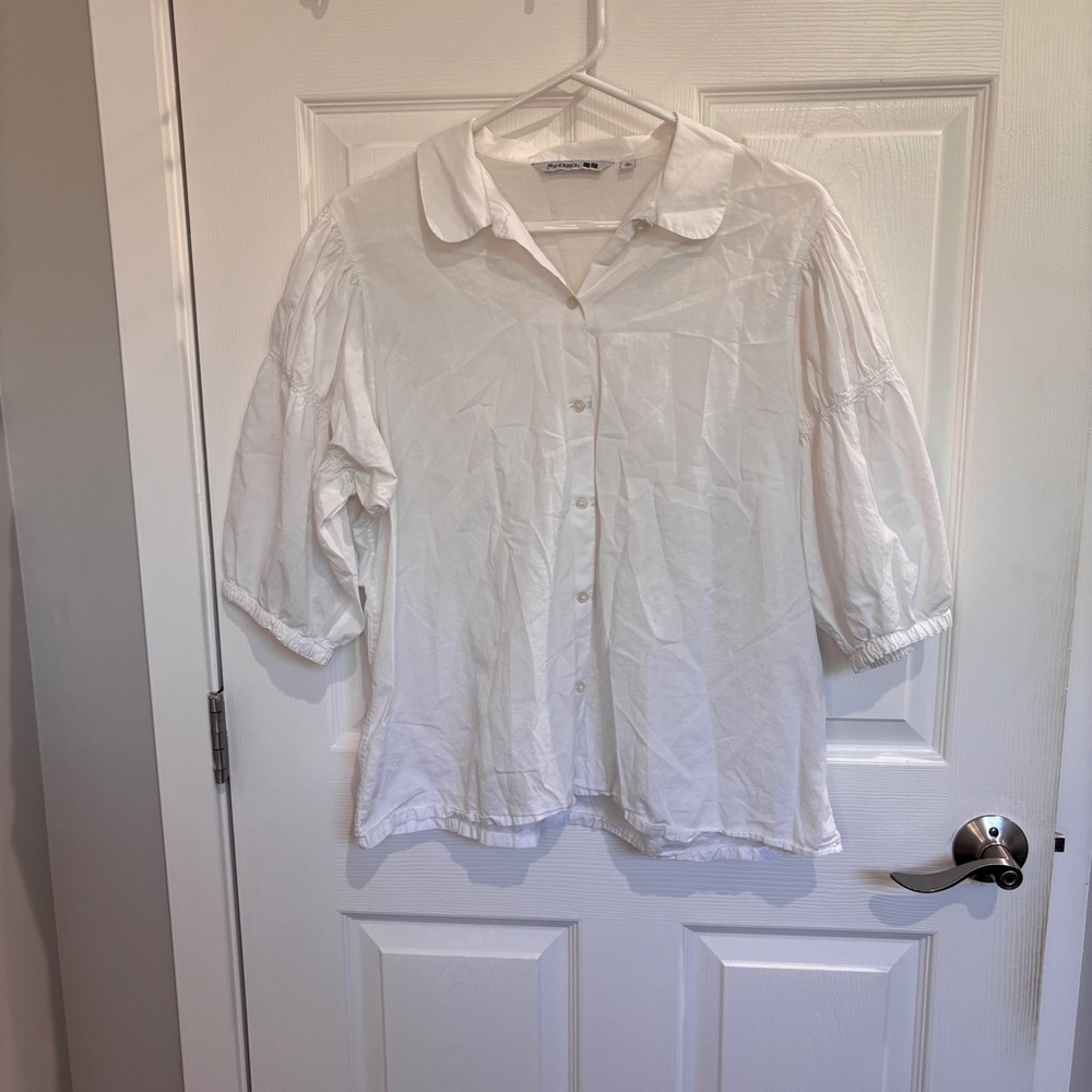 Uniqlo White shirt